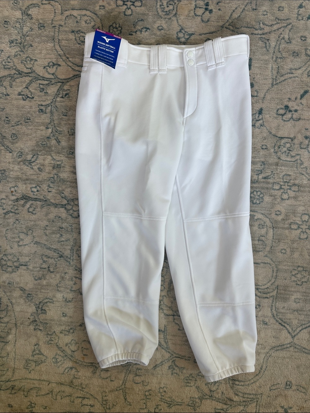 NWT Mizuno White Womens Softball Pants with Elastic Ankles Medium
